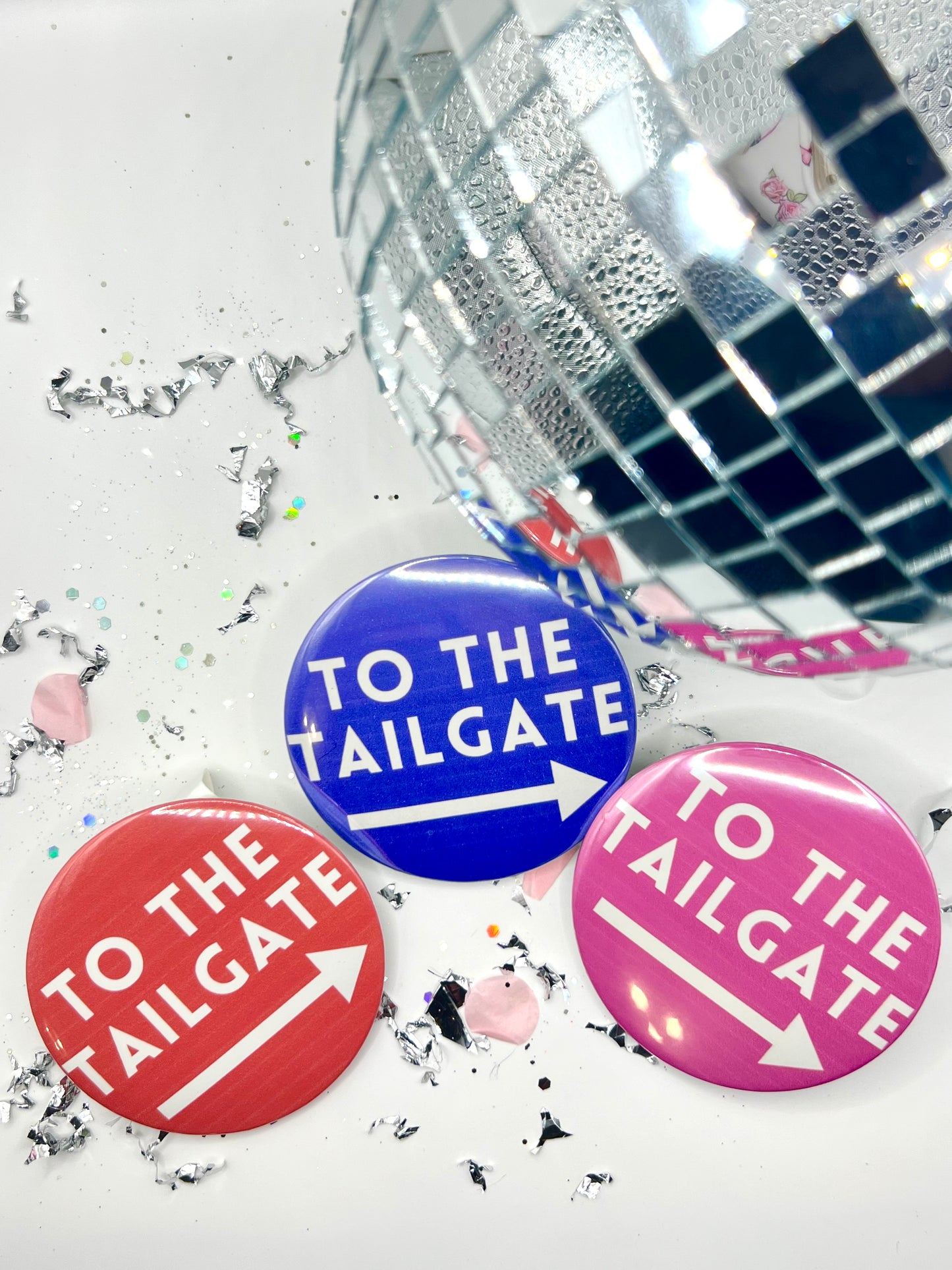 “TO THE TAILGATE”